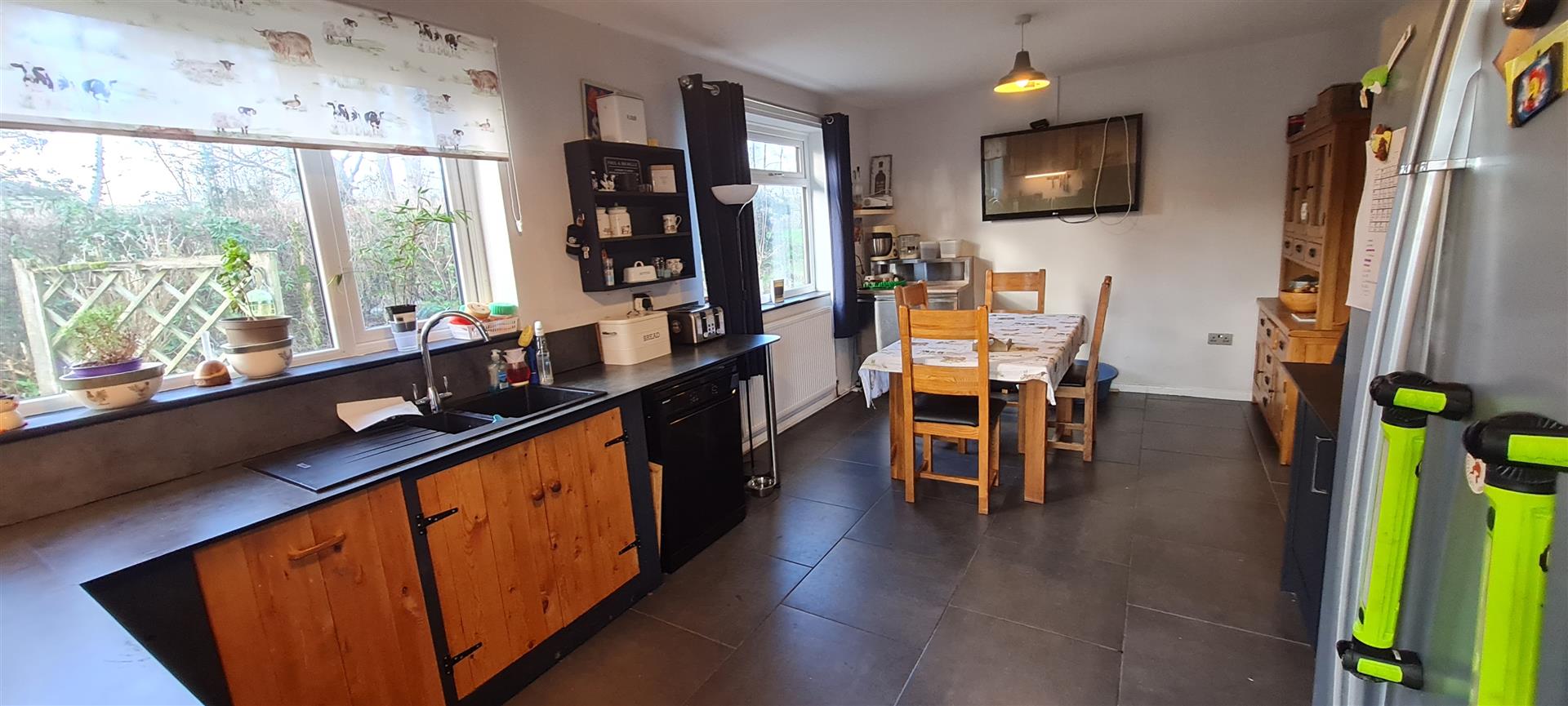 Minafon, Welshpool, SY21 0PU Estate Agents & Auctioneers